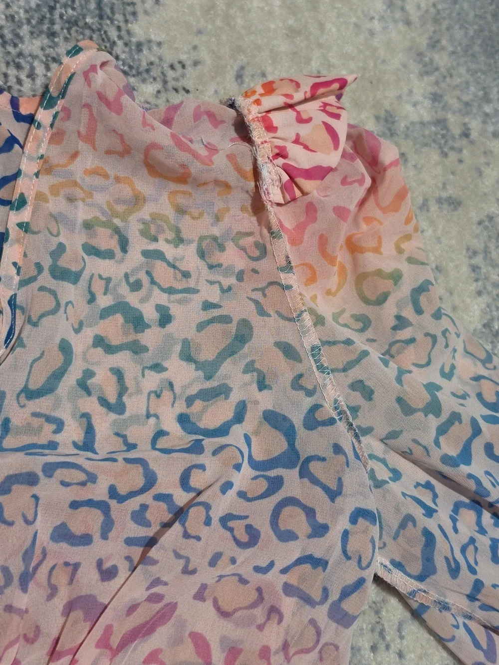 CBR WOMEN'S Beach Dress Multicolor Leopard Print  whit Shoulders Pad  . Size L.